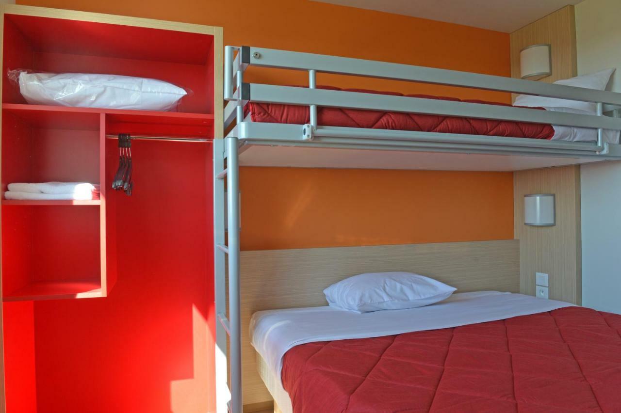 Standard Plus Room 1 Double Bed 1 Single Bed